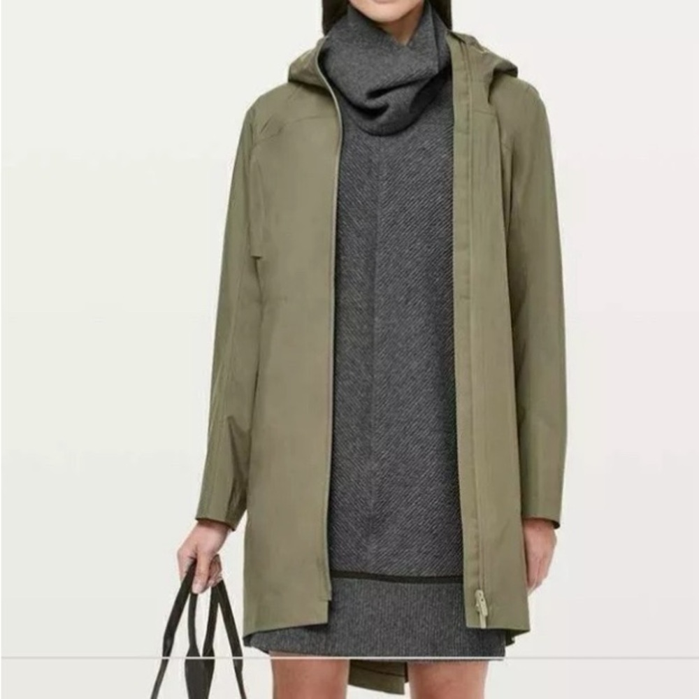 Lululemon on Repeat Dress with detatchable neck